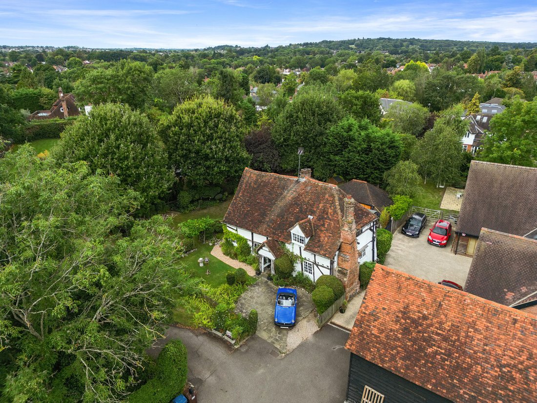 Woodridings, Harrow, England 2 - 17103835