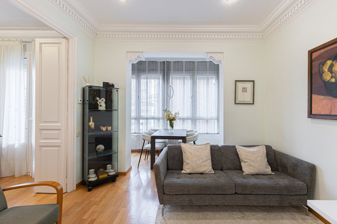 Apartment in Eixample, Barcelona, Spain 4 - 17128281