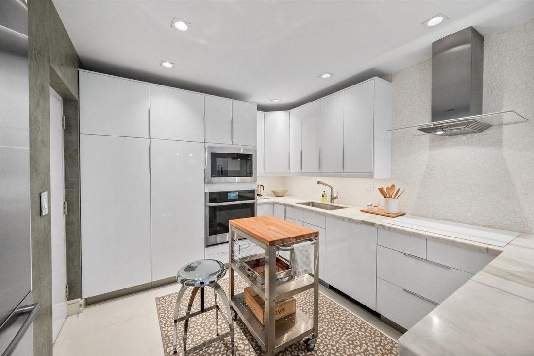 Condo in Palm Beach, Florida, United States 5 - 17100736