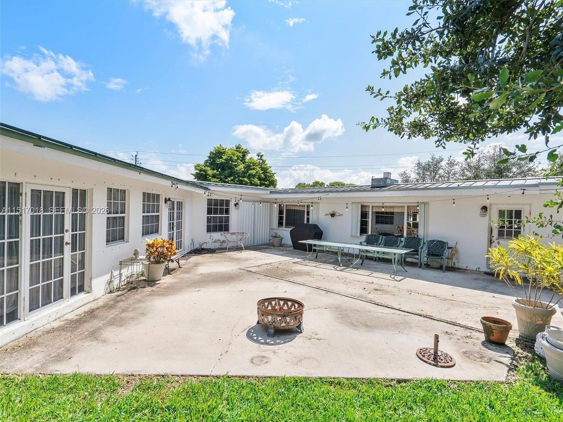 House in Southwest Ranches, Florida, United States 4 - 16639423