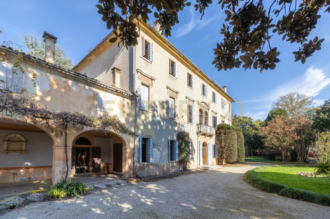 Villa in Montebelluna, Veneto, Italy 5 - 16858542
