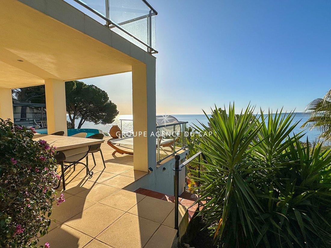 Villa in Les Issambres, Roquebrune-sur-Argens, France 5 - 17099816
