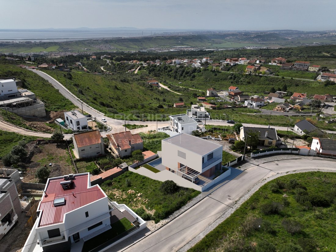 House in Penha de Franca, Lisbon, Portugal 2 - 17123328