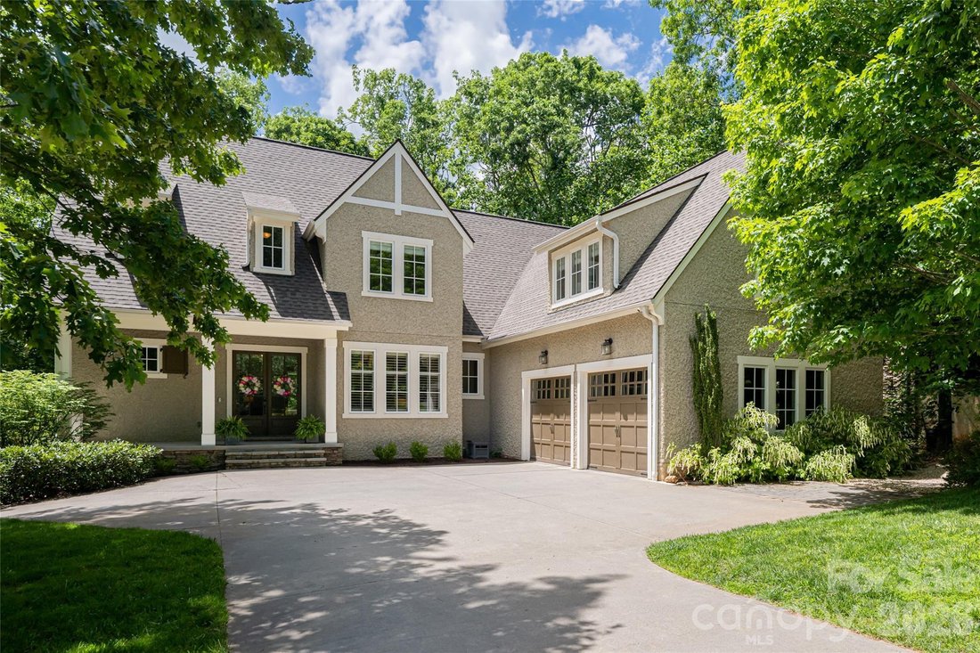 House in Fairview, North Carolina, United States 3 - 15683404
