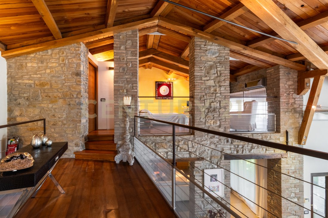 Villa in Toano, Emilia-Romagna, Italy 5 - 16858548