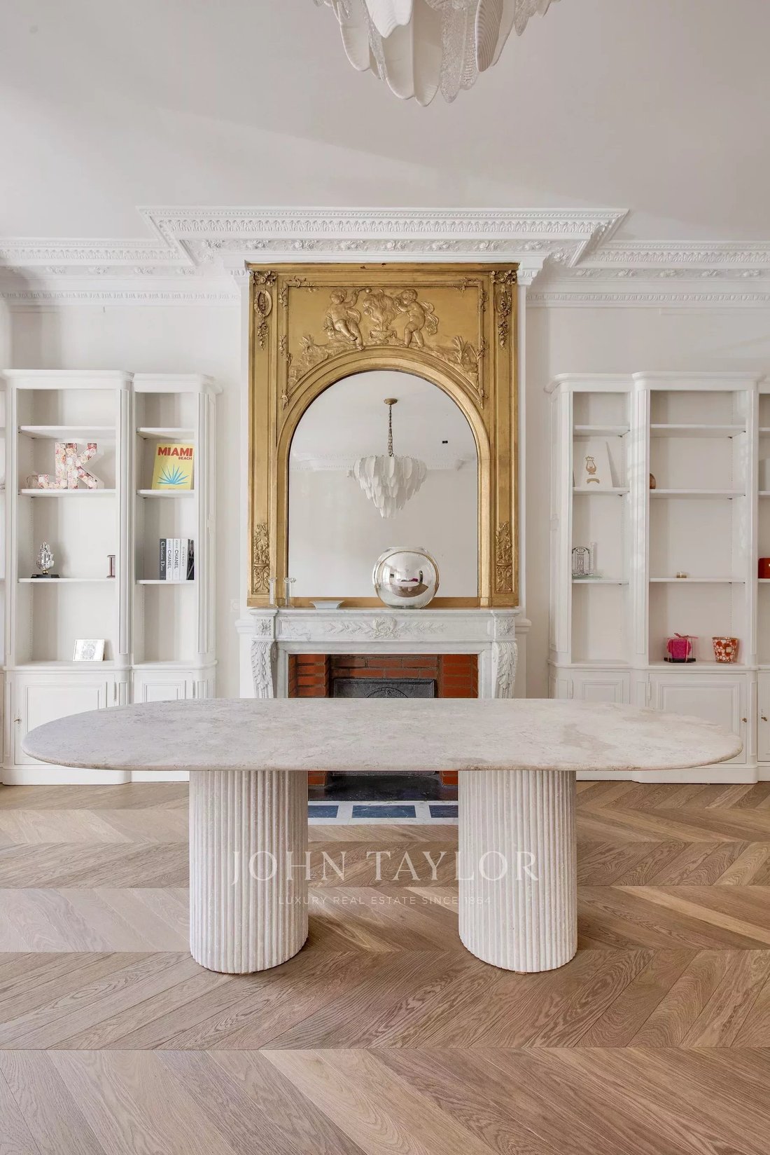 Apartment in Porte Dauphine, Paris 16e Arrondissement, Paris 5 - 17090948