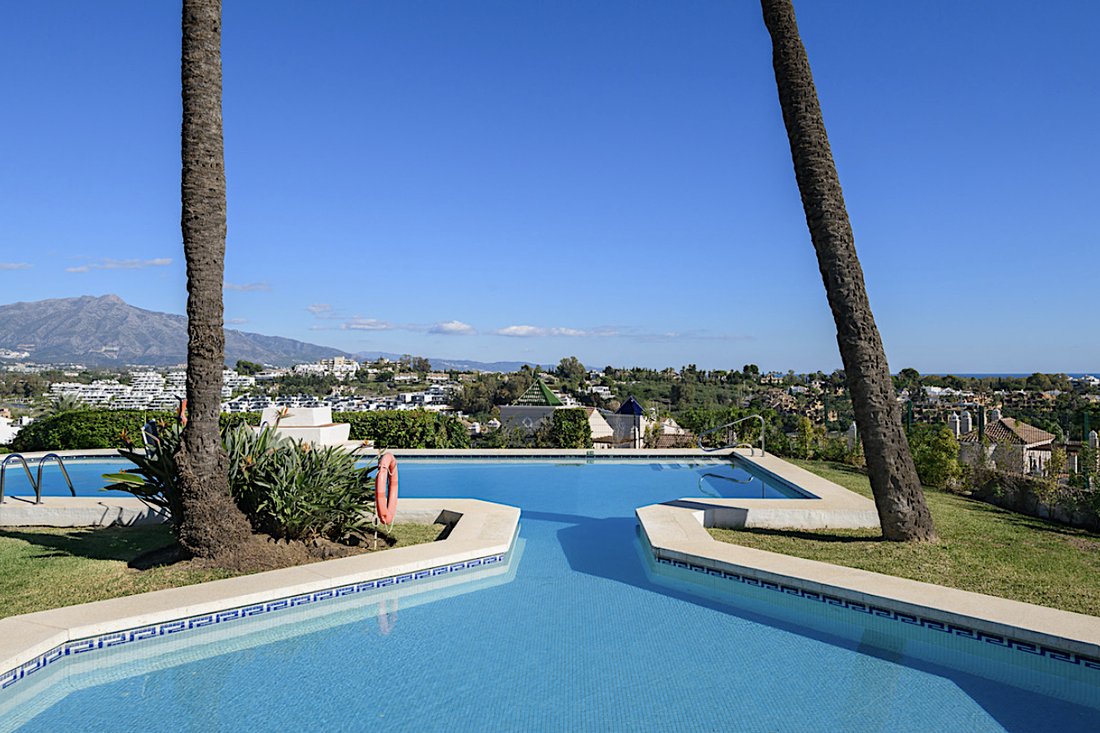 Penthouse in Marbella, Andalusia, Spain 5 - 17129097