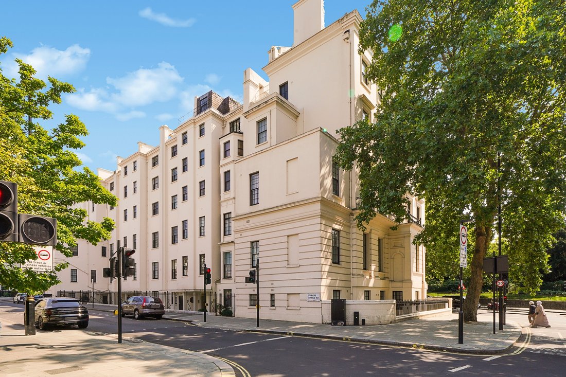 Apartment in Hyde Park, Westminster, England 1 - 16690169