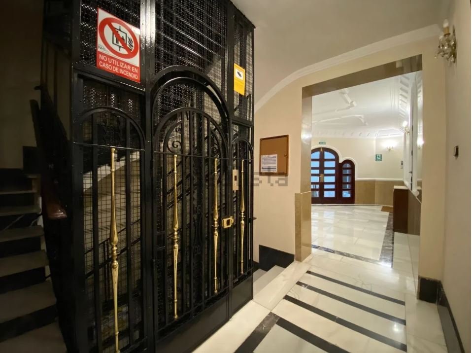 Apartment in Chamberi, Madrid, Spain 2 - 17128300
