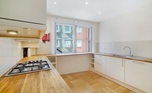 Apartment in Marylebone, Westminster, England 1