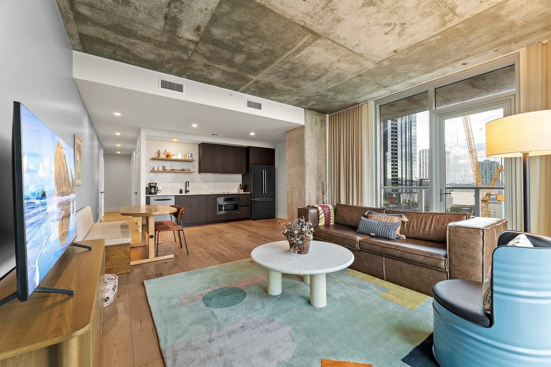 Condo in Austin, Texas, United States 5 - 17099323