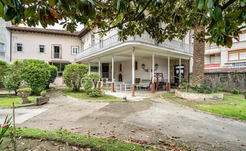 House in Ampuero, Cantabria, Spain 1