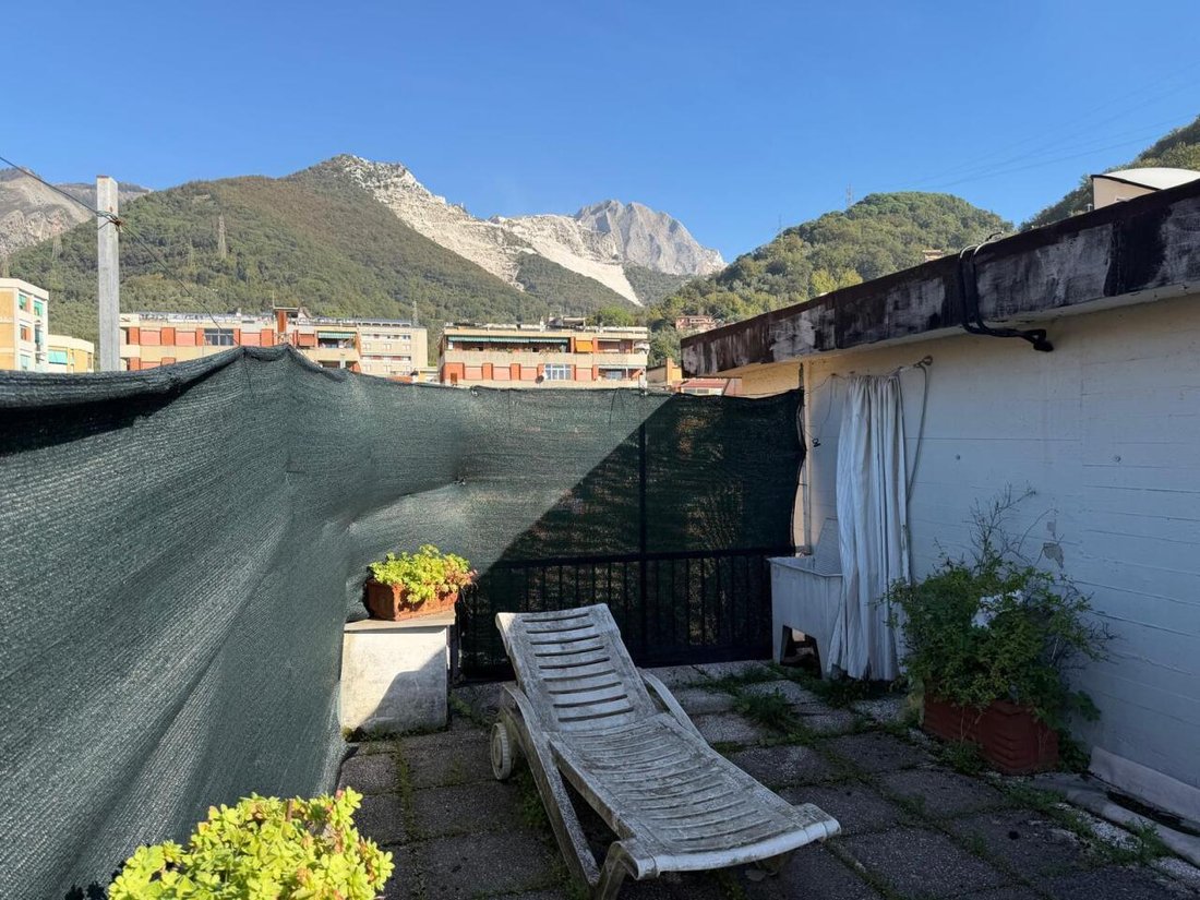 House in Center, Marina di Carrara, Tuscany 2 - 16597641