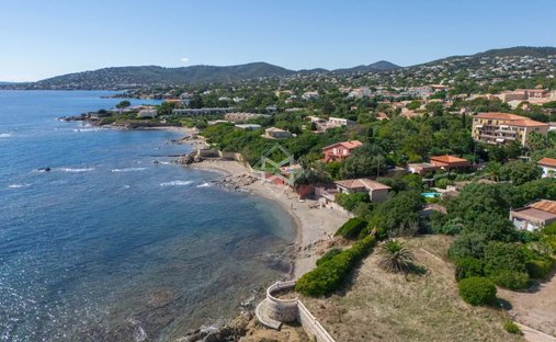 Villa à Fréjus, Provence-Alpes-Côte d'Azur, France 1