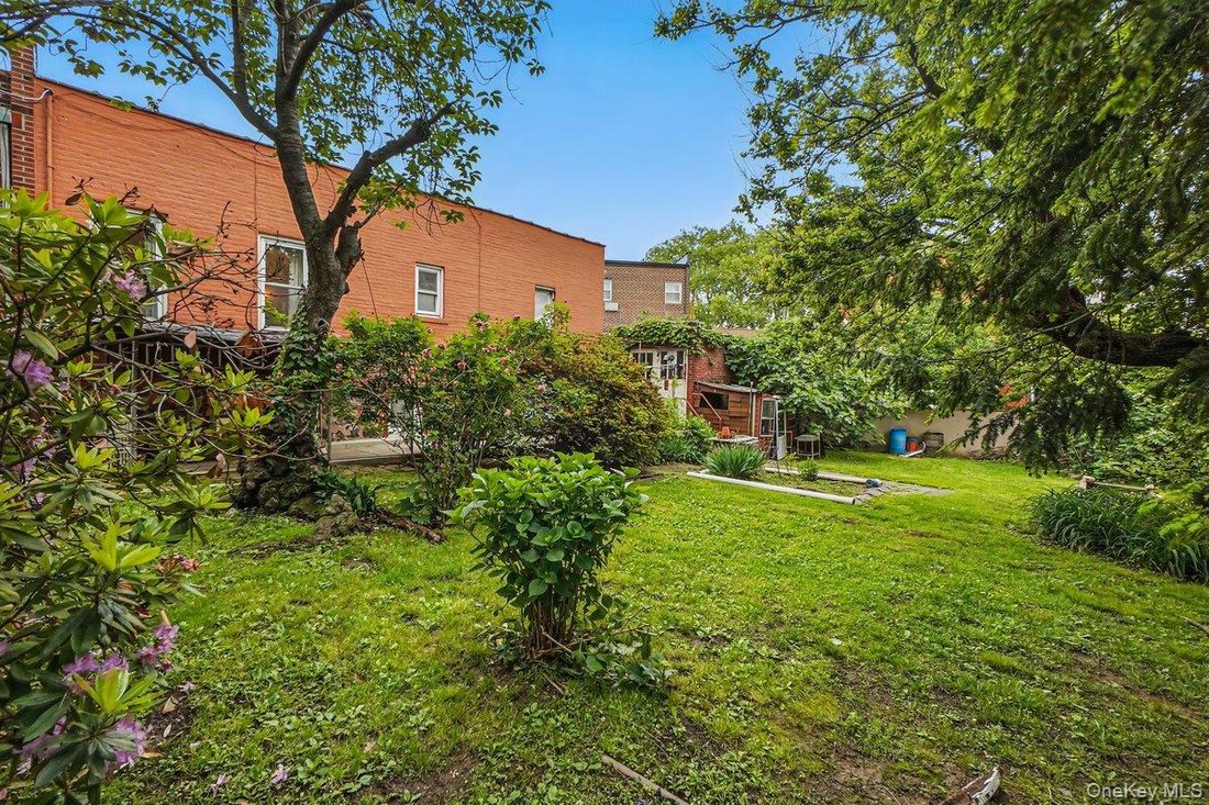 House in New York, New York, United States 3 - 17130387