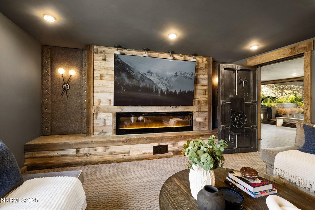House in Reno, Nevada, United States 1 - 17102951