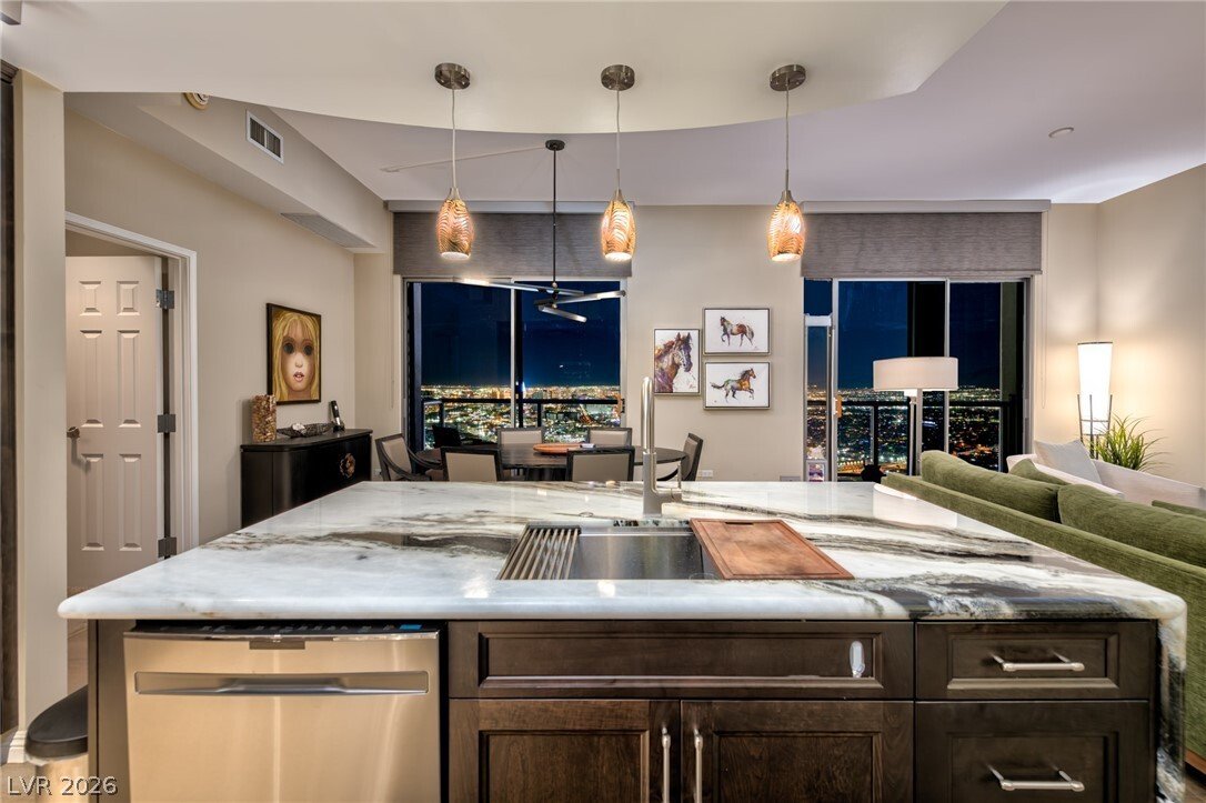 House in Las Vegas, Nevada, United States 3 - 17103549