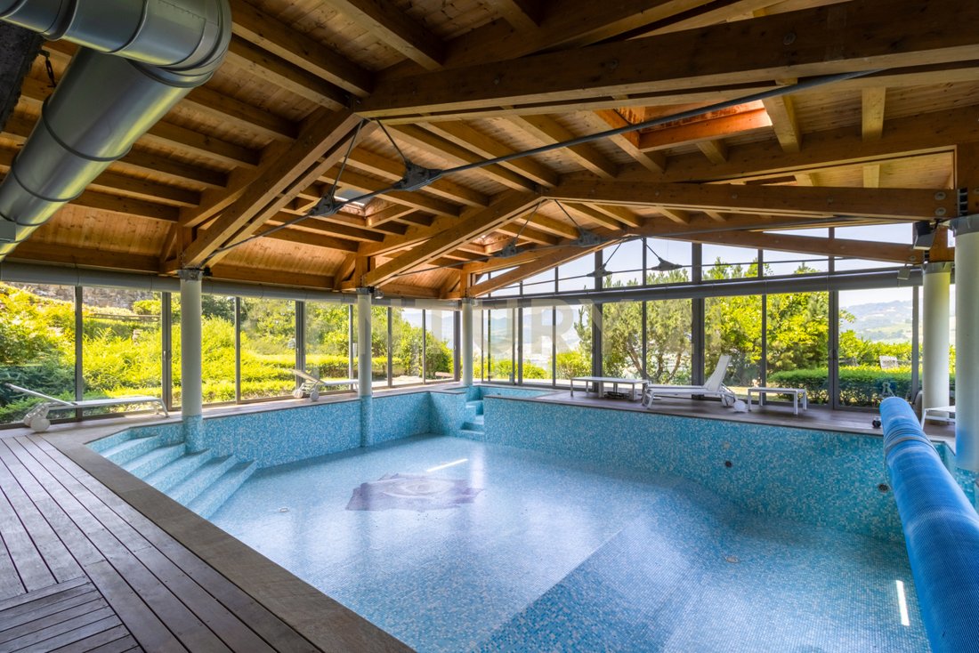 Villa in Toano, Emilia-Romagna, Italy 1 - 16858548
