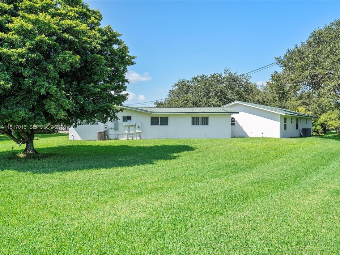House in Southwest Ranches, Florida, United States 3 - 16639423