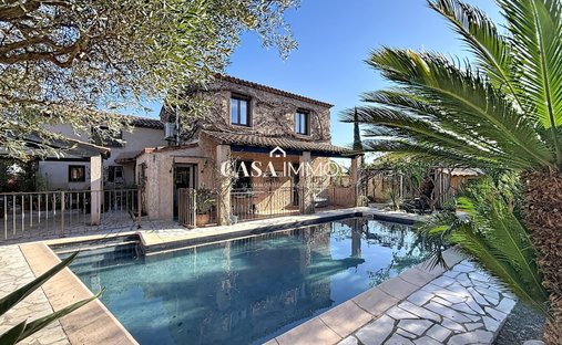 Haus in Hyères, Provence-Alpes-Côte d'Azur, Frankreich 1