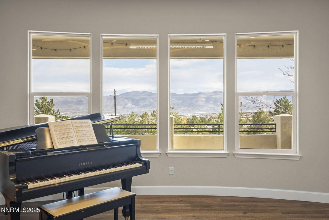 House in Reno, Nevada, United States 4 - 17102965