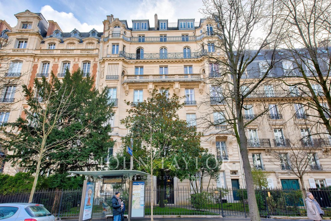 Apartment in Muette Nord, Paris 16e Arrondissement, Paris 5 - 17099952