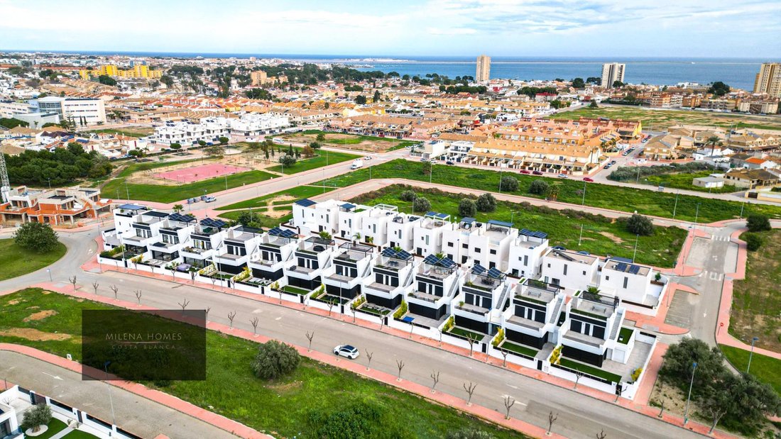Villa in Santiago de la Ribera, San Javier, Región de Murcia 4 - 17017556