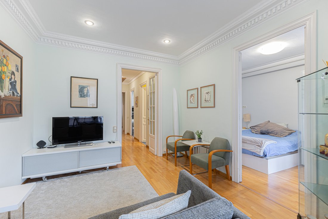 Apartment in Eixample, Barcelona, Spain 5 - 17128281