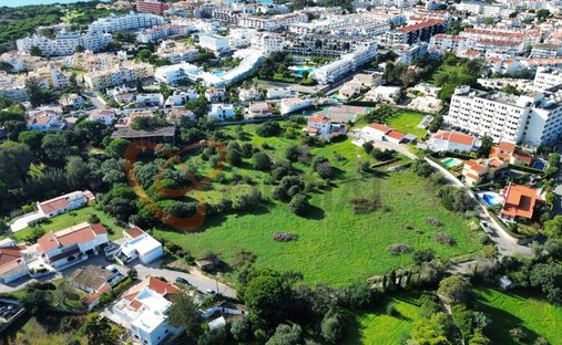 Land in Olhos de Agua, Algarve, Portugal 1