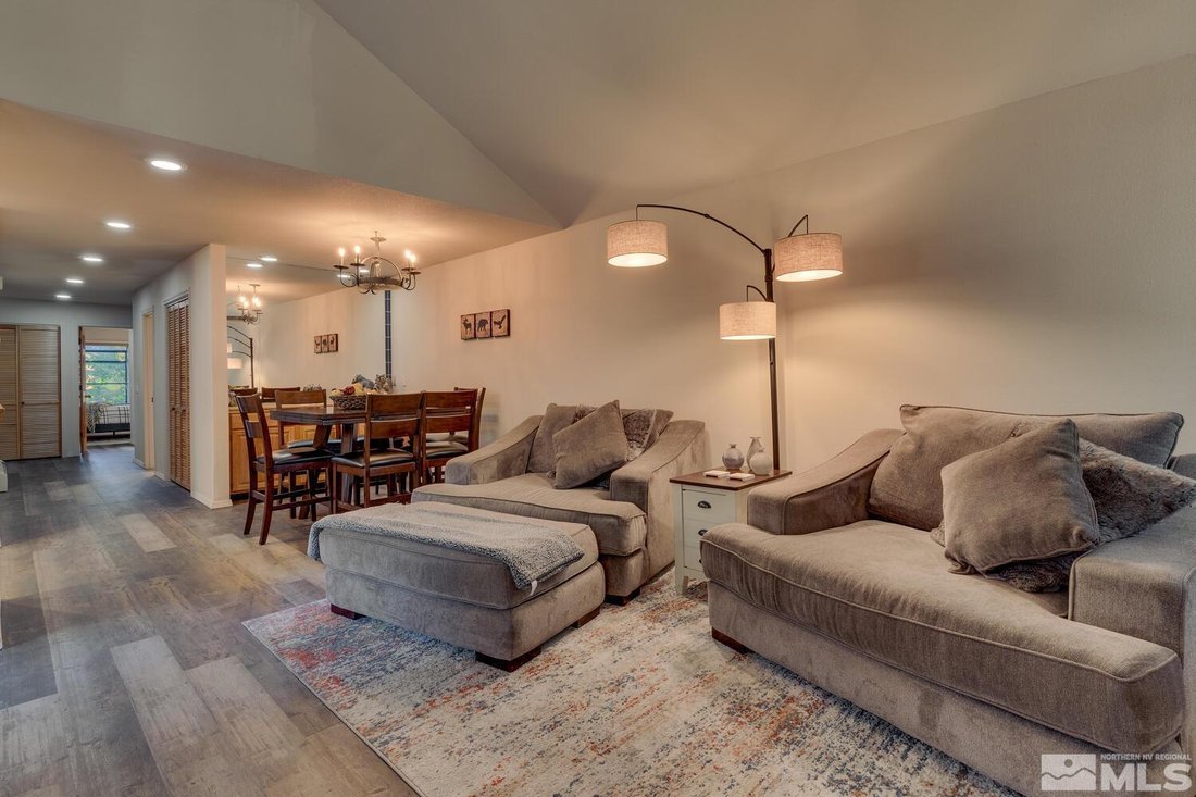 Condo in Incline Village, Nevada, United States 5 - 17103109