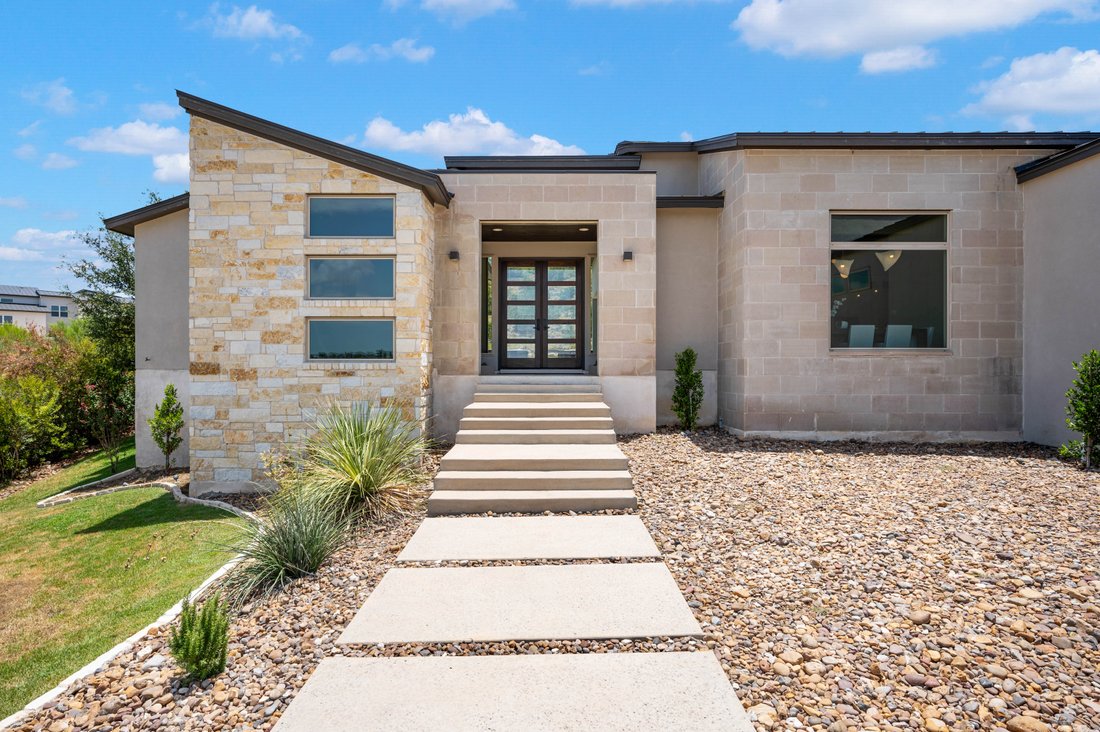 House in San Antonio, Texas, United States 2 - 17098679