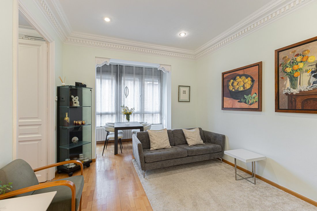 Apartment in Eixample, Barcelona, Spain 2 - 17128281