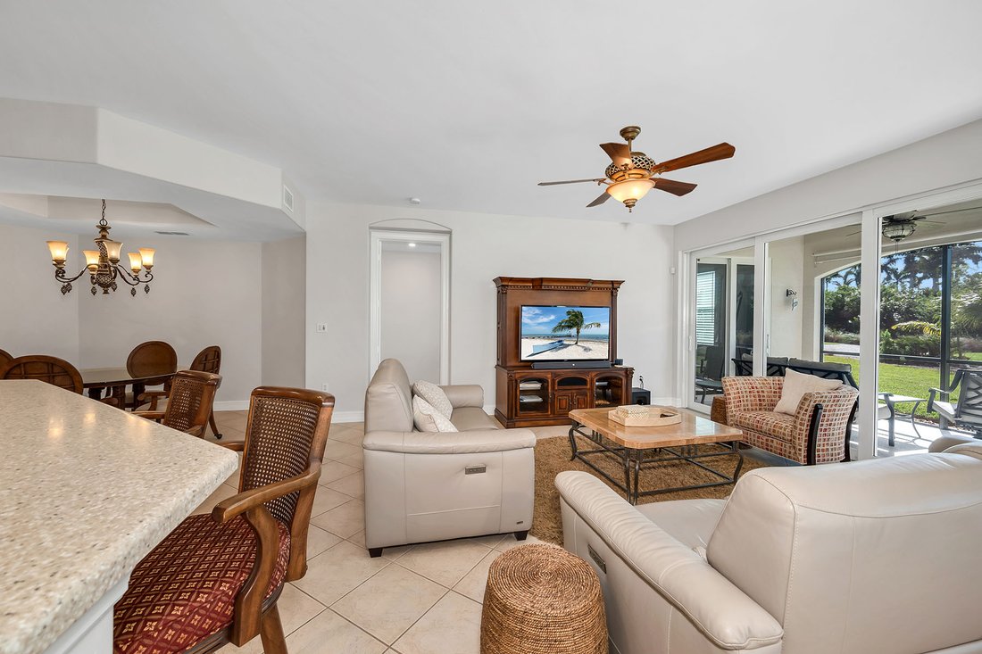 Condo in Naples, Florida, United States 5 - 17100724