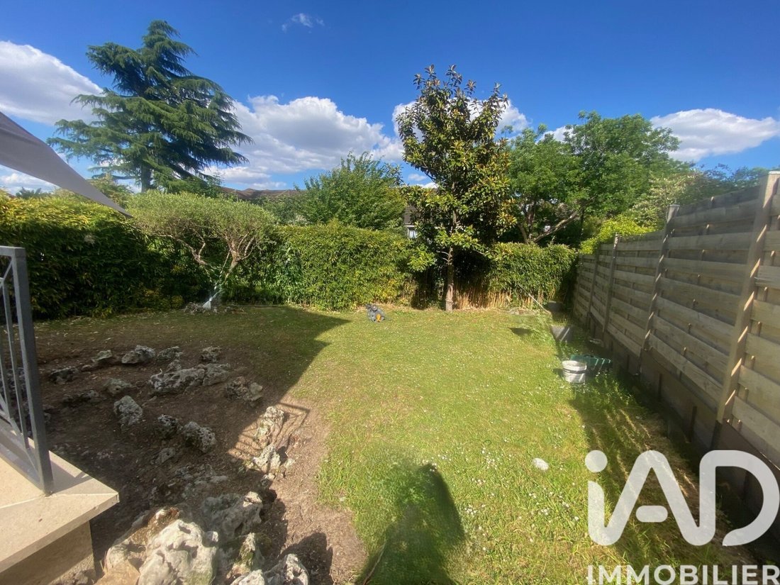 House in Buzenval, Rueil-Malmaison, France 5 - 17131055