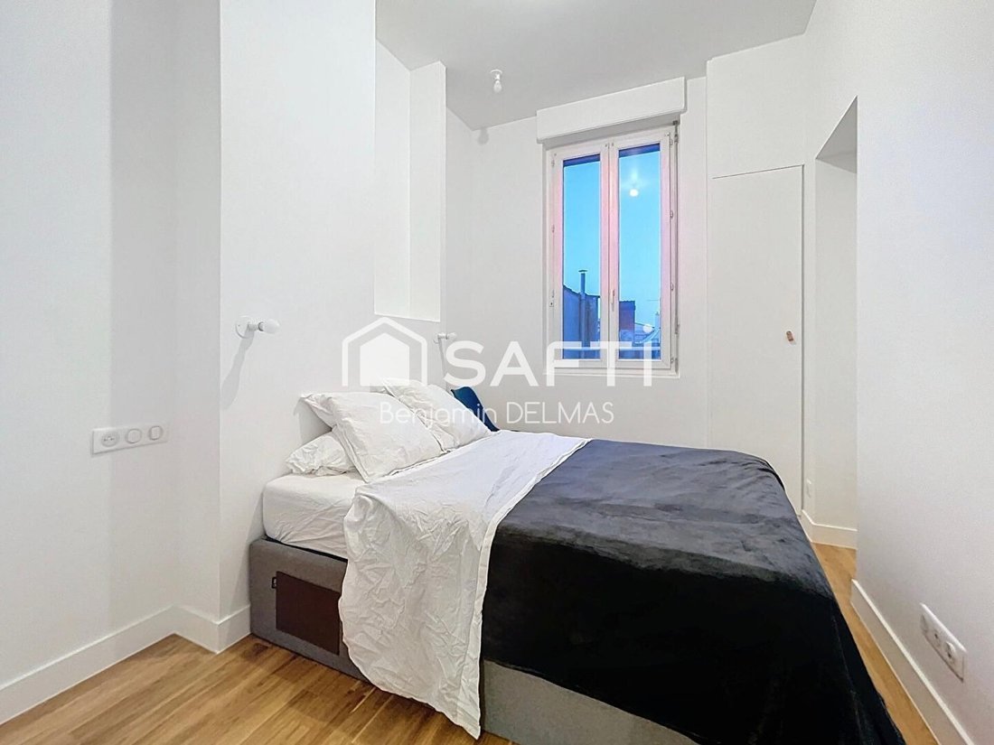 Apartment in Hôtel de Ville-Quinconce-Saint Seurin-Fondaudège, Bordeaux, France 5 - 17130777