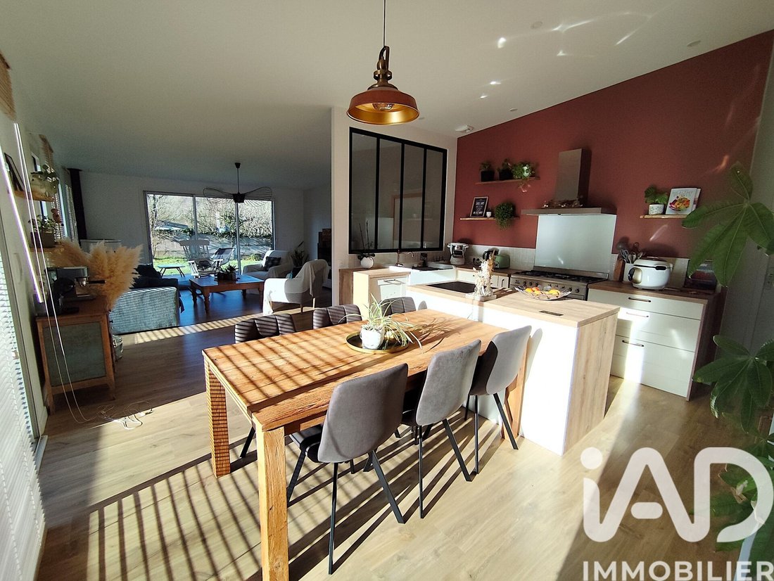 House in Saint-Quay-Perros, Brittany, France 5 - 17130991