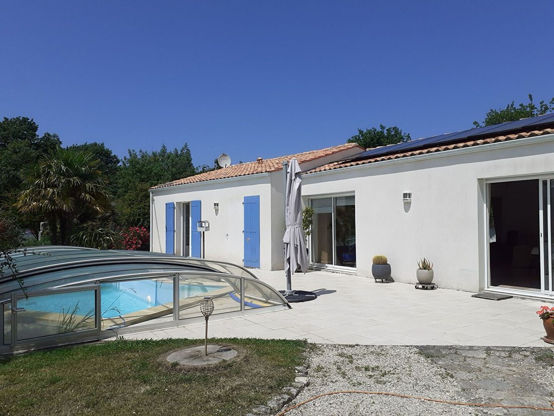 House in Dolus-d'Oleron, Nouvelle-Aquitaine, France 1 - 17128222
