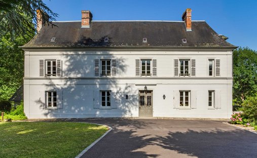 House in Pont-l'Évêque, Normandy, France 1