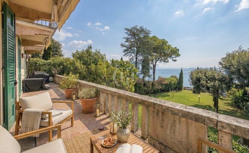 Apartment in Padenghe sul Garda, Lombardy, Italy 1