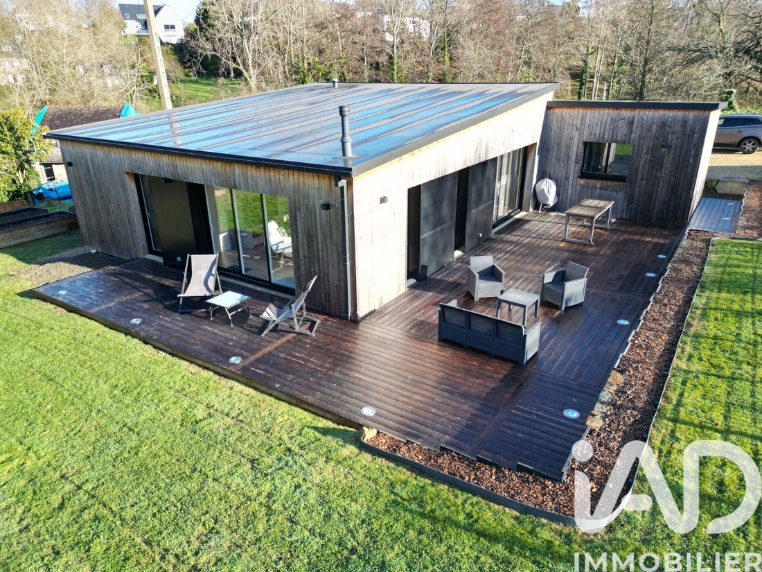 House in Saint-Quay-Perros, Brittany, France 2 - 17130991