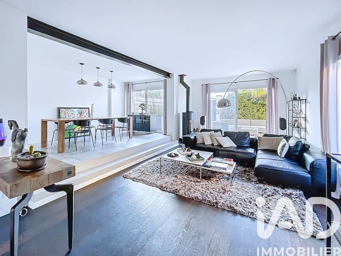 House in Buzenval, Rueil-Malmaison, France 2 - 17131055