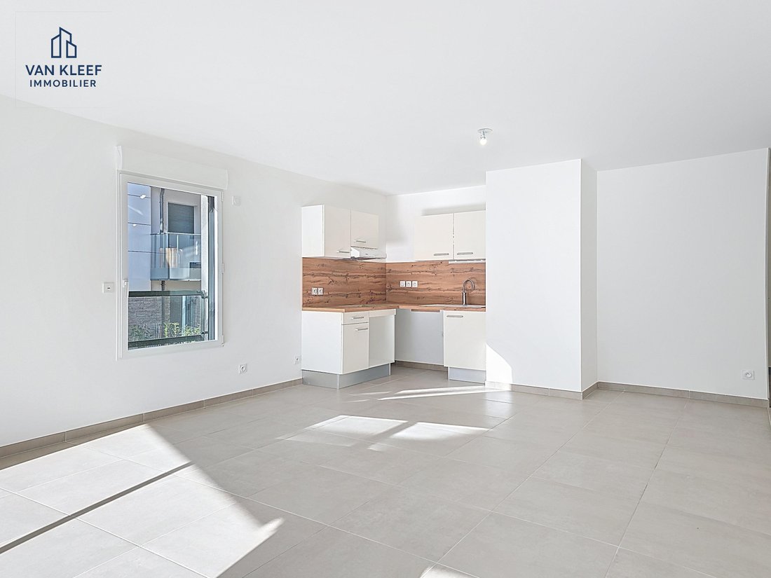 Apartment in Divonne-les-Bains, Auvergne-Rhône-Alpes, France 5 - 17129485