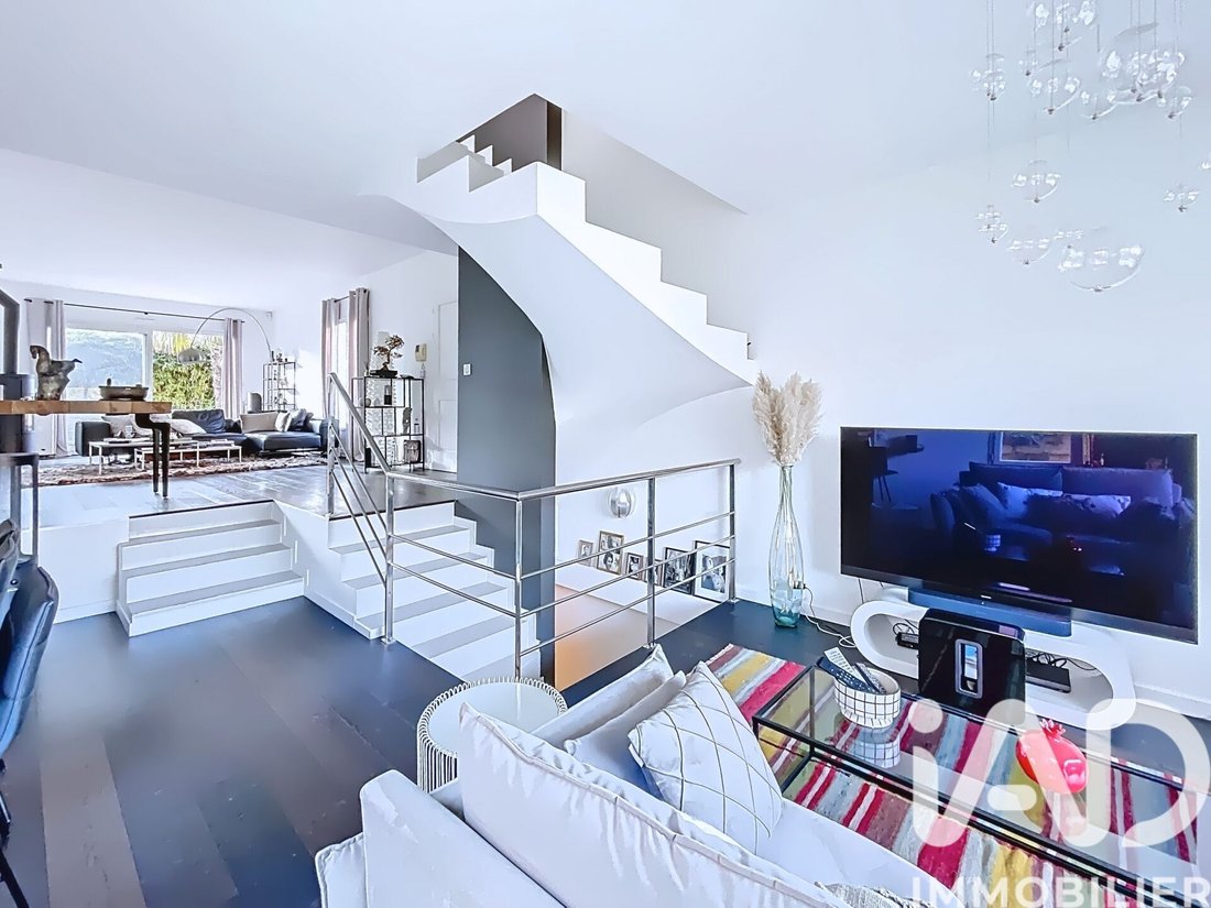 House in Buzenval, Rueil-Malmaison, France 5 - 17131055