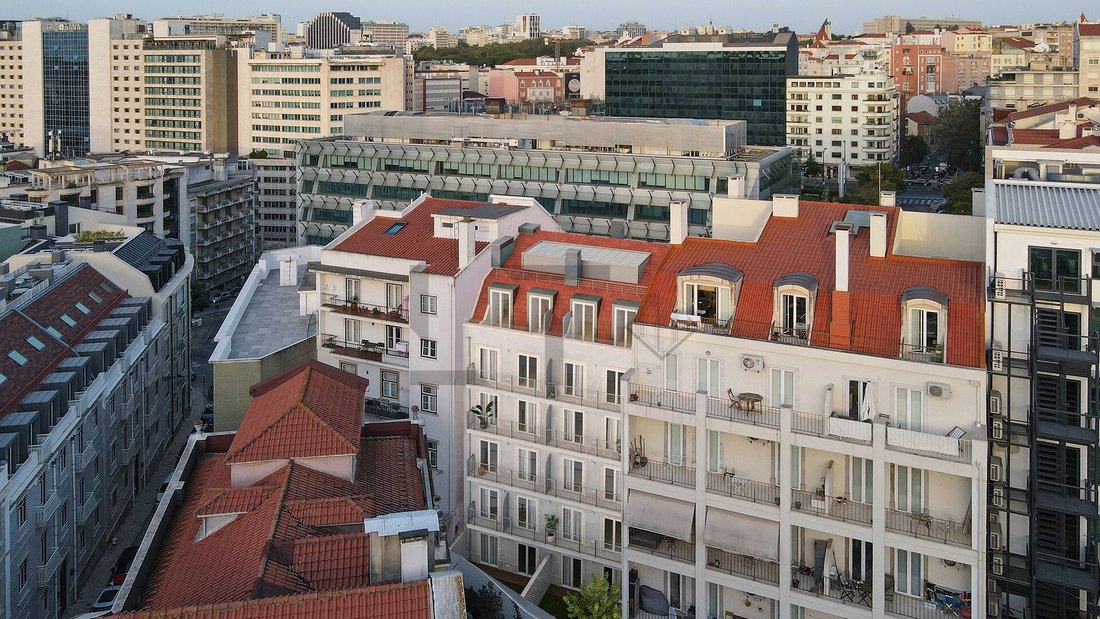 Apartment in Arroios, Lisbon, Portugal 5 - 17129708