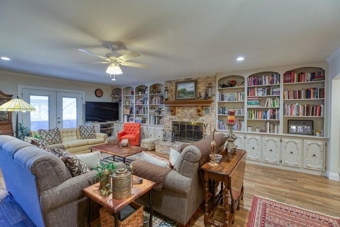 House in Llano, Texas, United States 4 - 17130366