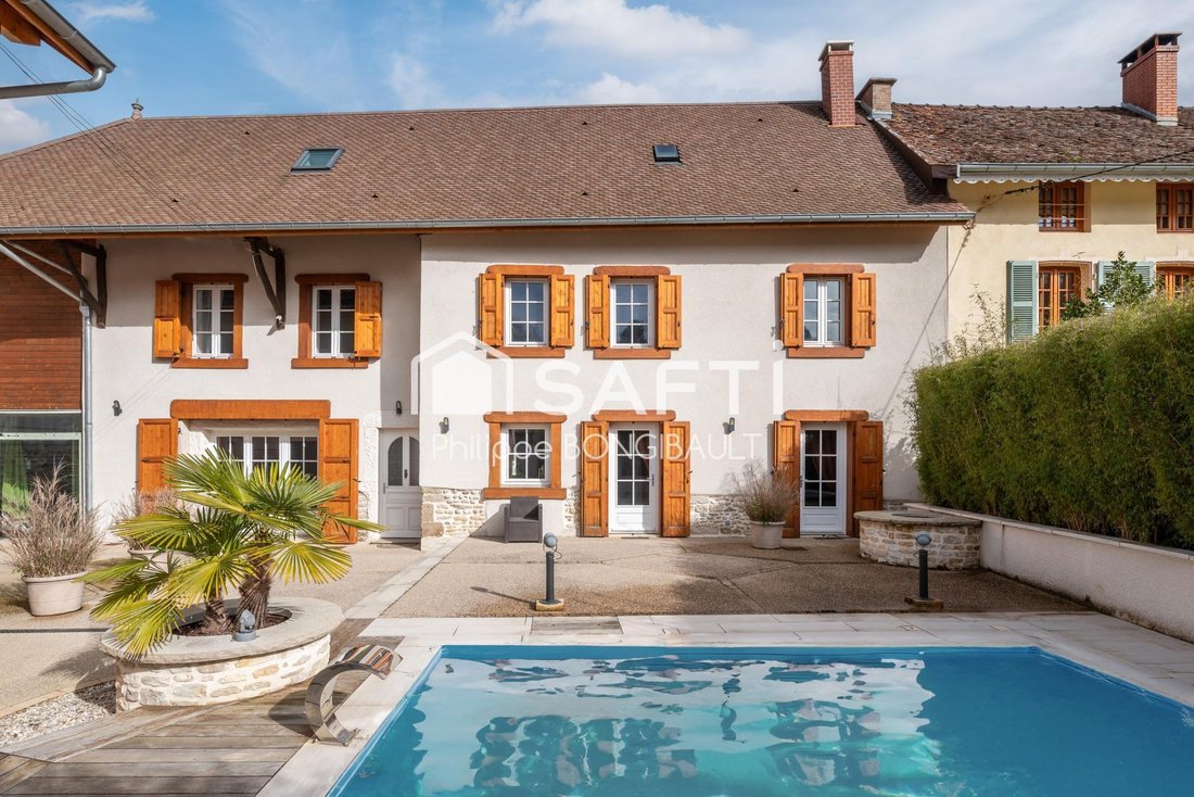 House in Saint-Chef, Auvergne-Rhône-Alpes, France 2 - 17130763