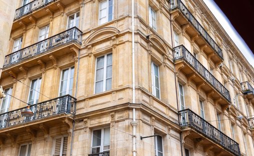 Apartment in Hôtel de Ville-Quinconce-Saint Seurin-Fondaudège, Bordeaux, France 1