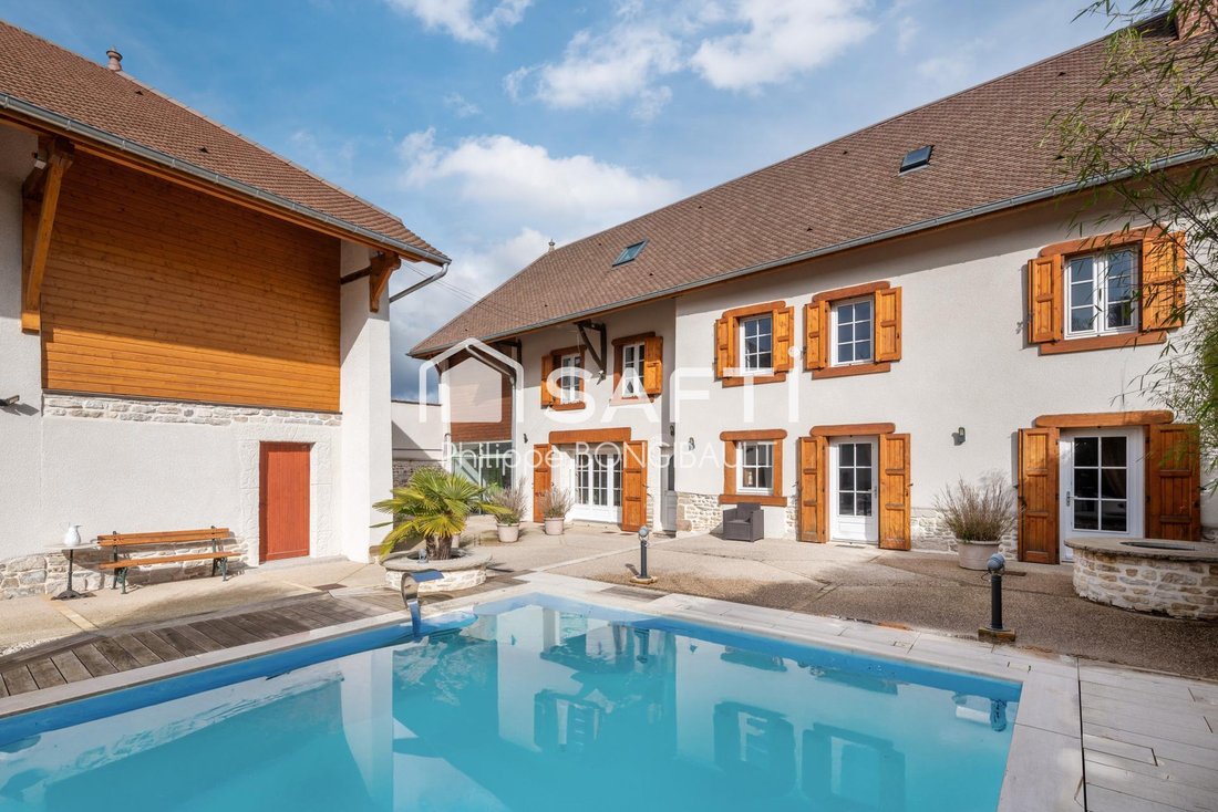 House in Saint-Chef, Auvergne-Rhône-Alpes, France 1 - 17130763