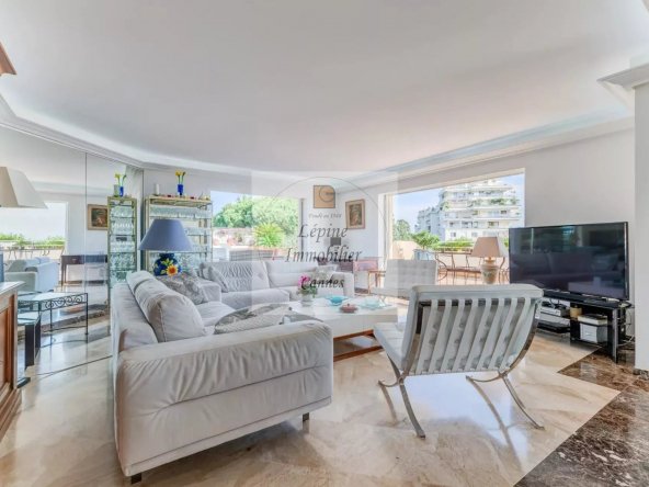 Apartment in Cannes, Provence-Alpes-Côte d'Azur, France 2 - 17094513