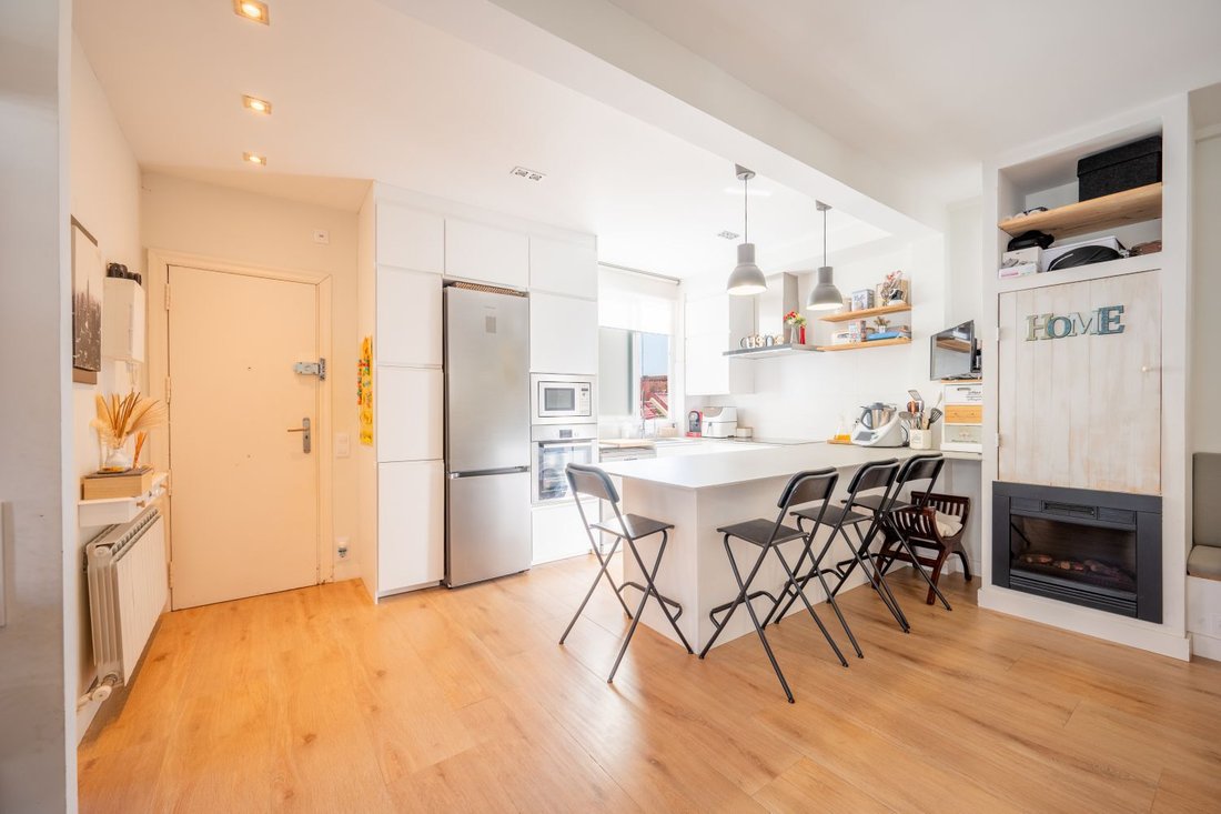 Apartment in Les Corts, Barcelona, Spain 5 - 17132696